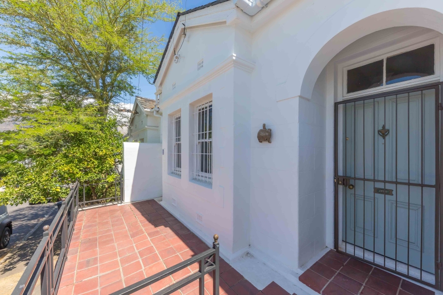 To Let 2 Bedroom Property for Rent in Tamboerskloof Western Cape